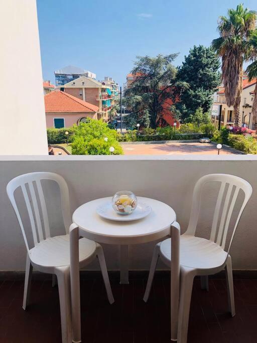 Apartament Pietra Ligure - Essential With Swimming Pool Zewnętrze zdjęcie